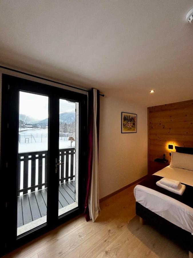 Hotel Restaurant Le Madame La Ferriere  Bagian luar foto