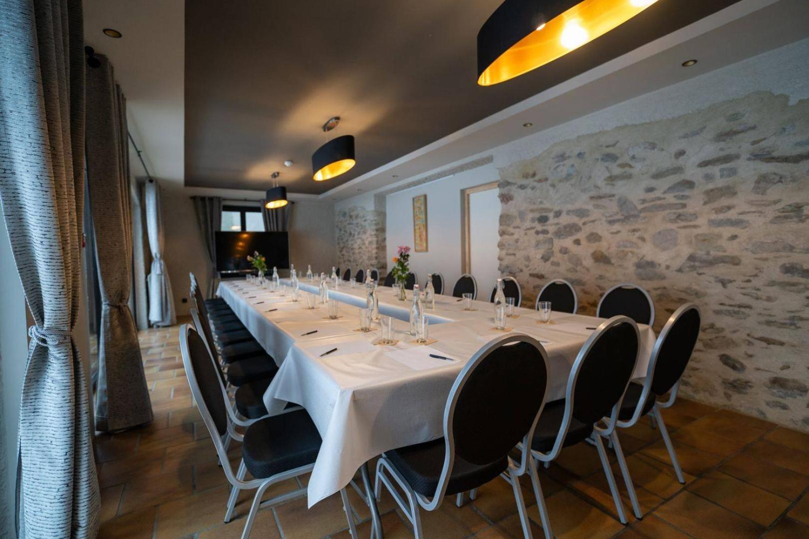 Hotel Restaurant Le Madame La Ferriere  Bagian luar foto