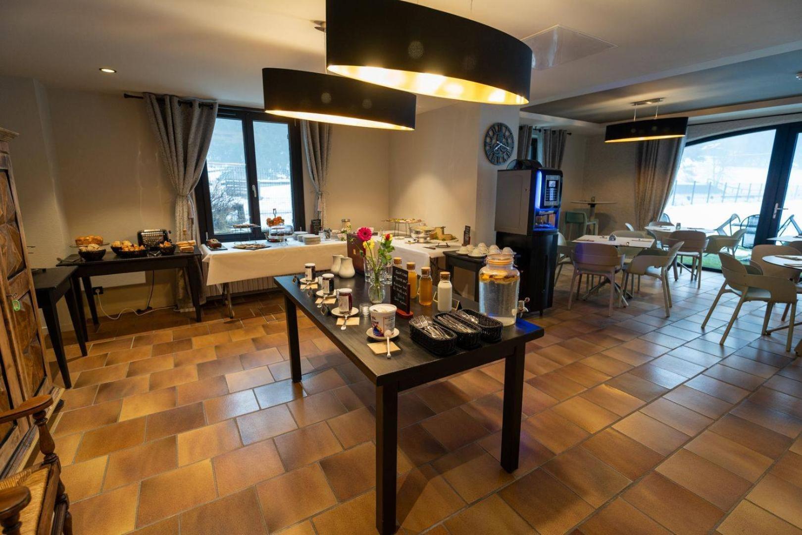 Hotel Restaurant Le Madame La Ferriere  Bagian luar foto